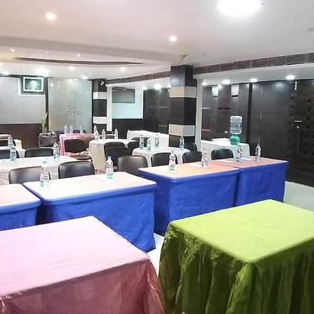 Hotel Q-Inn 加尔各答 外观 照片