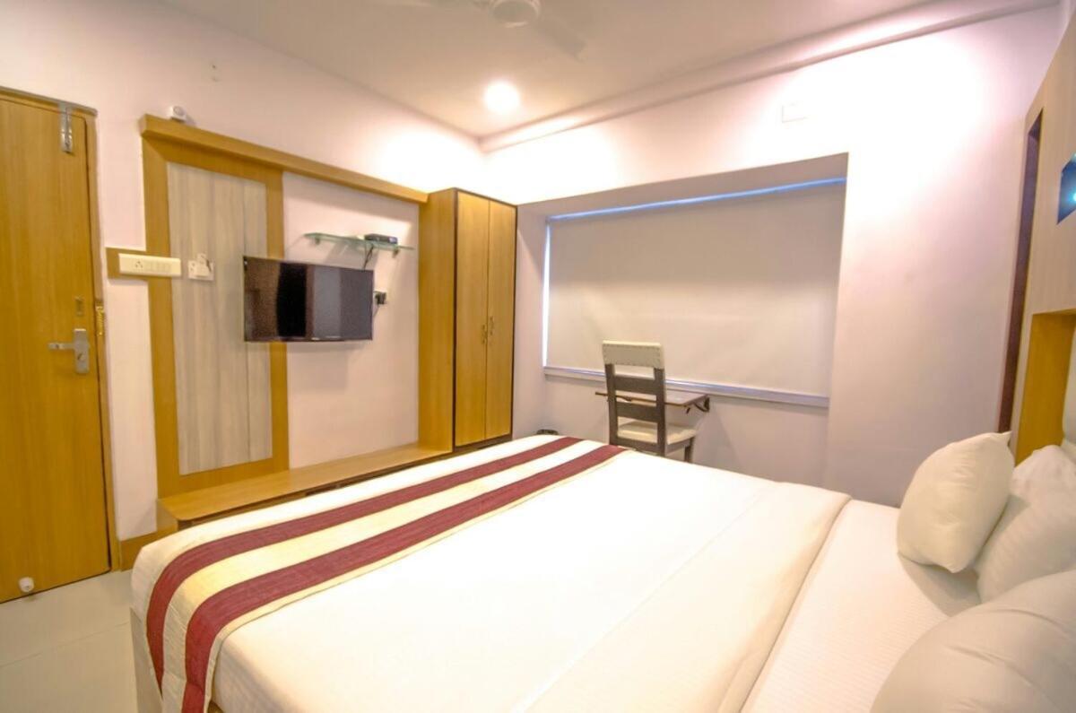 Hotel Q-Inn 加尔各答 外观 照片